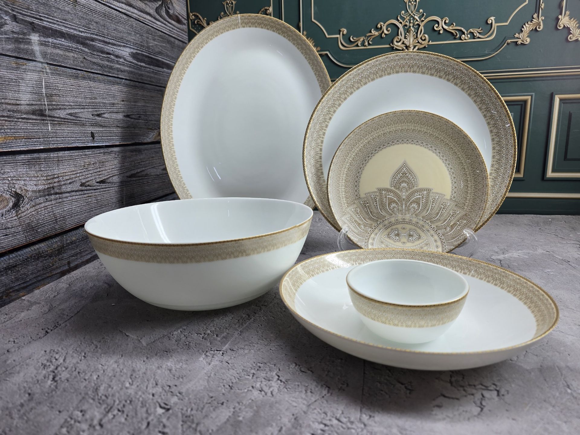 آرکوپال 26 پارچه طرح لیندا کرم لب طلایی