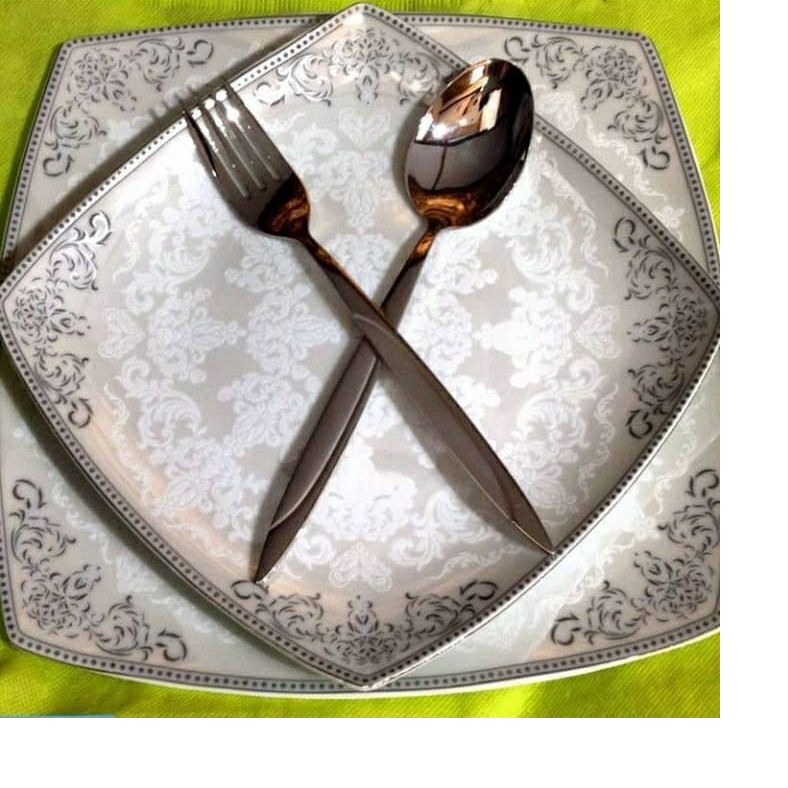 چینی پردیس طرح دلوین نقره ای 30 پارچه